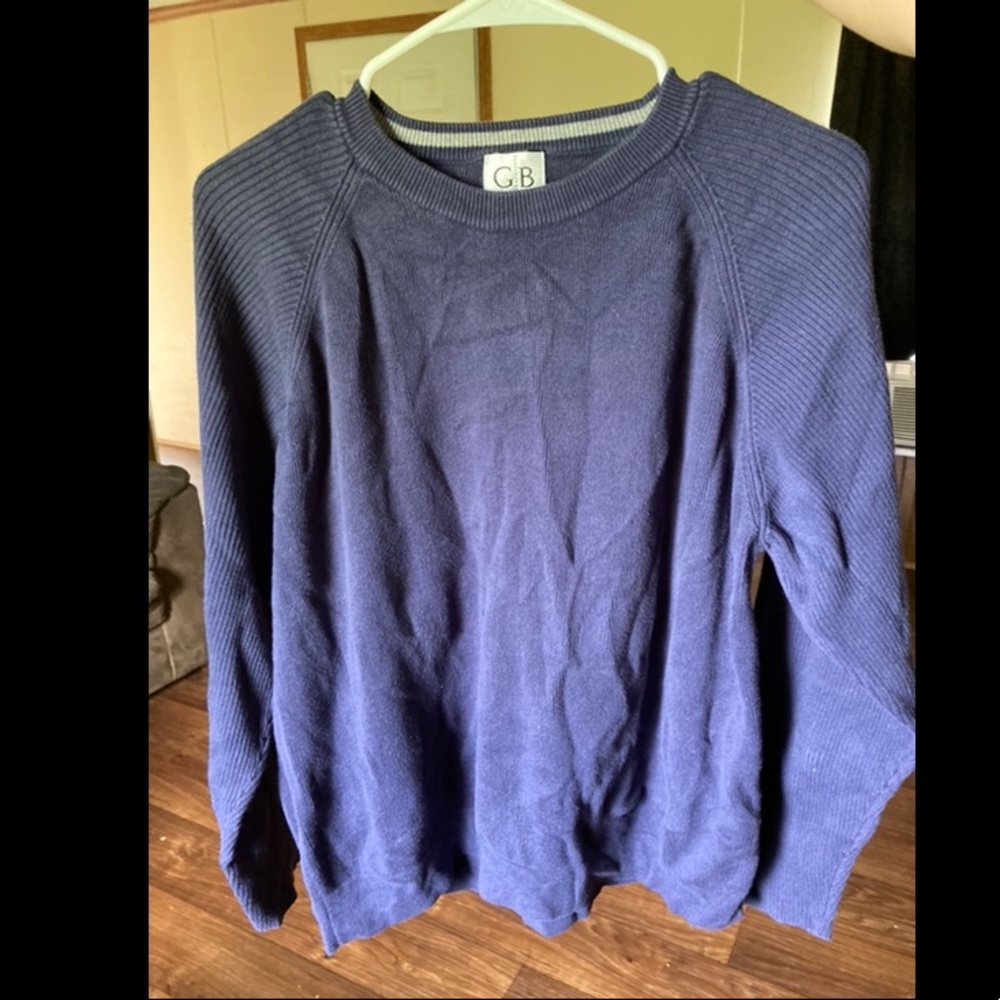 Ribbed sleeve crew neck sweatshirt